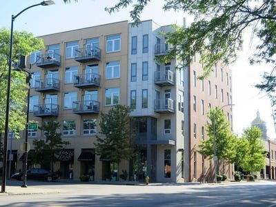 /international/us/309-e-5th-street-des-moines-ia-110103301127/