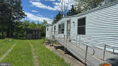 /international/us/18-park-avenue-middletown-pa-110104186394/