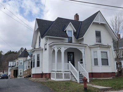 /international/us/385-spring-street-st-johnsbury-vt-110107464047/