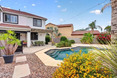 /international/us/1729-s-reseda-street-gilbert-az-110107720030/