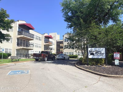 /international/us/2749-sullins-st-knoxville-tn-110108540450/