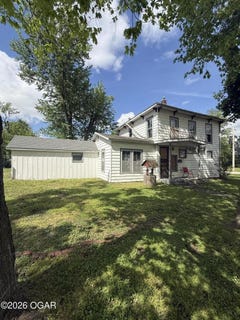 /international/us/230-e-prairie-avenue-girard-ks-110108019960/