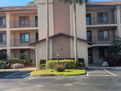 /international/us/7320-saint-ives-way-naples-fl-110099456305/