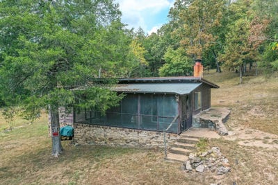 /international/us/382-susan-street-cedarcreek-mo-110110268226/