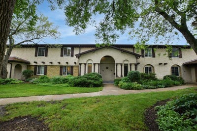 /international/us/48-golf-course-road-madison-wi-110100801390/