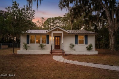/international/us/1905-old-shell-road-port-royal-sc-110104050122/