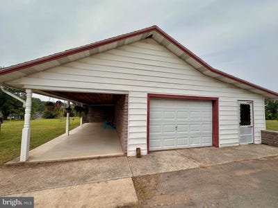 /international/us/220-graceville-road-e-breezewood-pa-110101438382/?lang=zh-tw