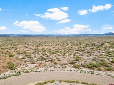 /international/us/8403-road-road-30-6-cortez-co-110101370083/