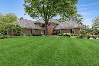 /international/us/390-s-basswood-road-lake-forest-il-110098694787/