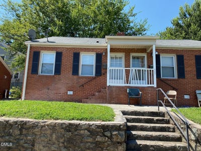 /international/us/905-bunn-terrace-durham-nc-110107192575/