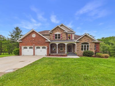 /international/us/212-bishop-road-blacksburg-va-110108092772/