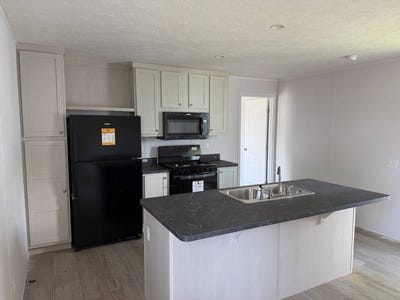 /international/us/2535-hedrick-ct-decatur-il-110108387109/