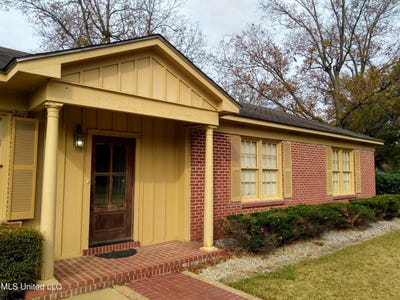 /international/us/611-magnolia-drive-indianola-ms-110103777046/