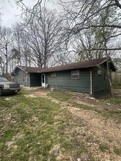 /international/us/17187-edgewood-road-winona-mo-110108021964/