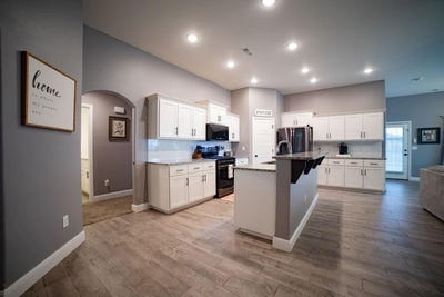 /international/us/5909-nw-grant-st-bentonville-ar-110099290555/