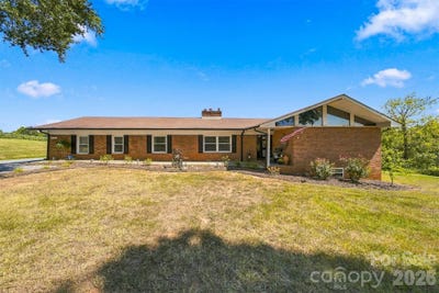 /international/us/4286-hall-dairy-road-claremont-nc-110110271289/