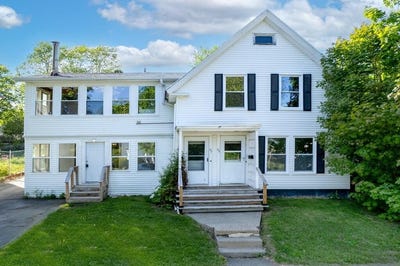 /international/us/95-7th-street-bangor-me-110108423745/