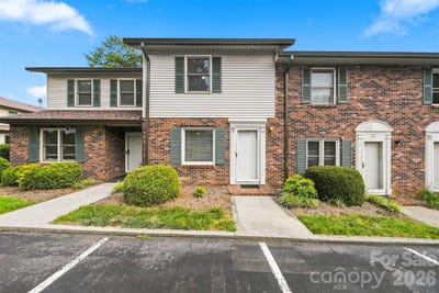 /international/us/1330-5th-street-ne-hickory-nc-110109854621/