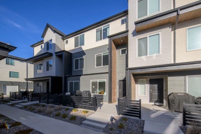 /international/us/372-s-1110-w-american-fork-ut-110106354965/