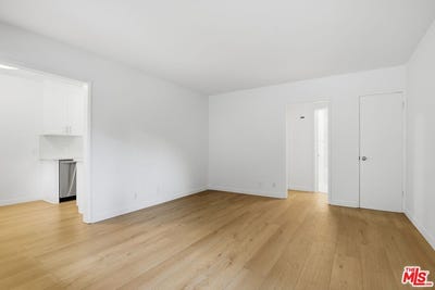 /international/us/1944-s-beverly-glen-blvd-los-angeles-ca-110107883375/