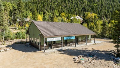 /international/us/110-emma-road-taos-ski-valley-nm-110119889117/