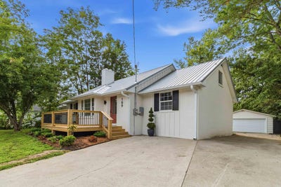 /international/us/109-elm-street-berea-ky-110109117403/