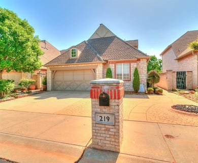 /international/us/219-boulevard-du-lac-norman-ok-110100374125/