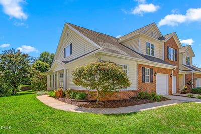 /international/us/704-village-lake-drive-mebane-nc-110119944812/