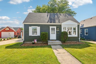 /international/us/2325-coolidge-ave-racine-wi-110108748840/