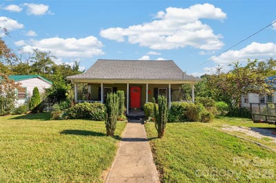 /international/us/115-spa-street-morganton-nc-110120511793/