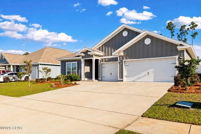 /international/us/424-albert-meadow-lane-panama-city-fl-110108222301/