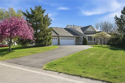 /international/us/8821-stonebrooke-court-woodbury-mn-110108030075/