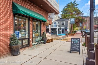 /international/us/214-midland-avenue-basalt-co-110107051361/