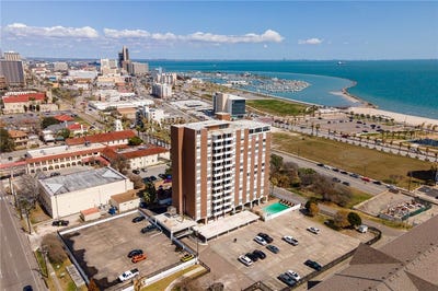 /international/us/715-s-upper-broadway-street-corpus-christi-tx-110108140922/