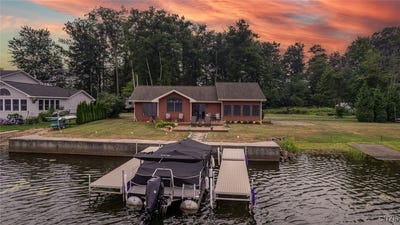/international/us/63-e-hollis-tract-sandy-creek-ny-110100979433/