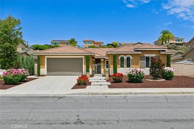/international/us/32502-cherokee-rose-street-winchester-ca-110107727963/