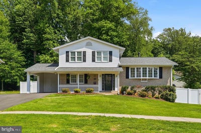 /international/us/5303-russett-rd-rockville-md-110108543785/