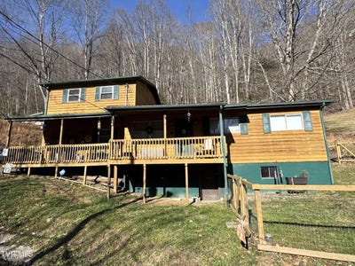 /international/us/226-ne-seventh-street-norton-va-110104502089/