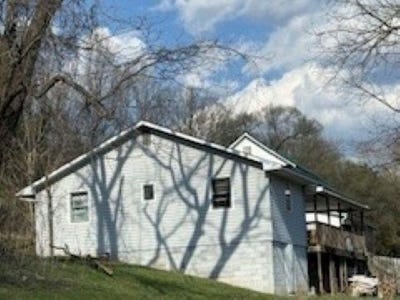 /international/us/515-croft-road-pembroke-va-110106949638/