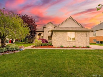 /international/us/14001-wayford-run-shelby-twp-mi-110108204427/