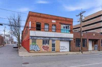 /international/us/361-w-fountain-street-providence-ri-110107540495/
