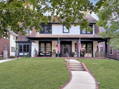 /international/us/1569-west-stephenson-street-freeport-il-110110334292/