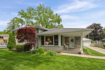/international/us/21-n-waterman-avenue-arlington-heights-il-110108106080/