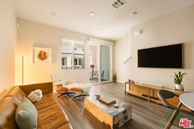 /international/us/1716-cayton-loop-west-covina-ca-110107602266/