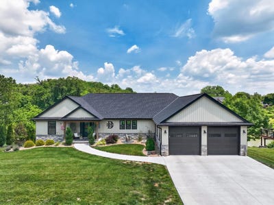 /international/us/18508-sycamore-woods-drive-lawrenceburg-in-110108667254/