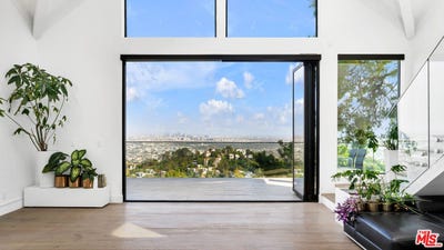 /international/us/2021-davies-way-los-angeles-ca-110099045438/?lang=zh-cn