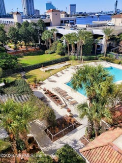 /international/us/400-e-bay-street-jacksonville-fl-110105723991/
