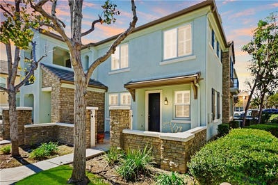/international/us/7733-hess-place-rancho-cucamonga-ca-110108547673/