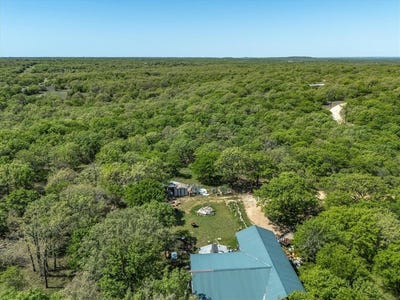 /international/us/900-old-spring-road-montague-tx-110098910639/