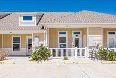 /international/us/14910-village-beach-drive-corpus-christi-tx-110120415652/